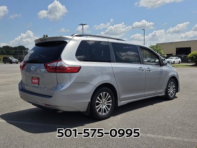 2018 Toyota Sienna XLE 8 Passenger
