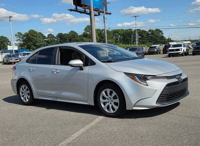 2025 Toyota Corolla LE