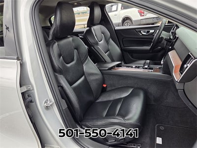 2024 Volvo S60 B5 Plus Dark Theme