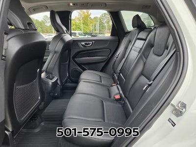 2021 Volvo XC60 T5 Momentum