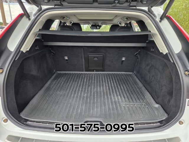 2021 Volvo XC60 T5 Momentum