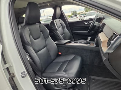 2021 Volvo XC60 T5 Momentum