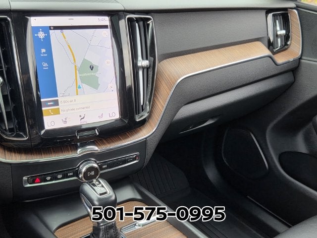 2021 Volvo XC60 T5 Momentum