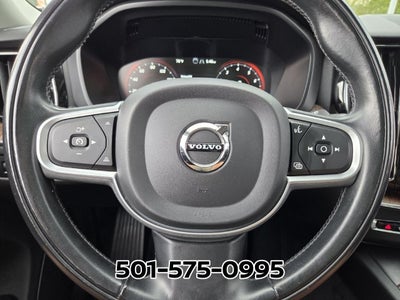 2021 Volvo XC60 T5 Momentum