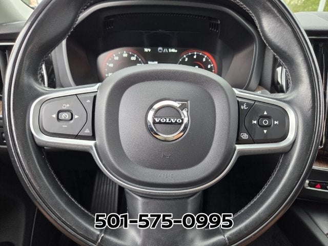 2021 Volvo XC60 T5 Momentum