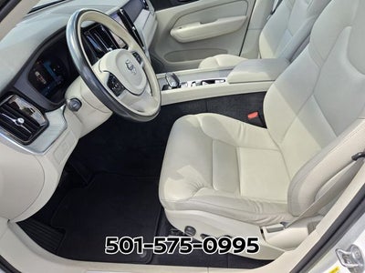 2023 Volvo XC60 B5 Plus Bright Theme