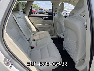 2023 Volvo XC60 B5 Plus Bright Theme