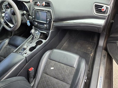 2016 Nissan Maxima SR