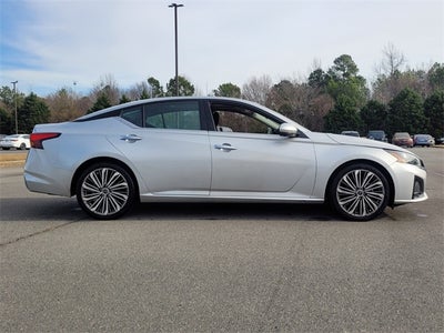 2023 Nissan Altima 2.5 SL