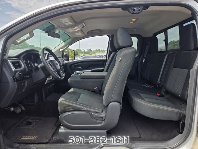 2017 Nissan Titan XD SV
