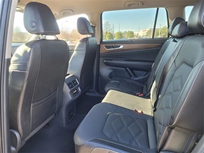 2024 Volkswagen Atlas 2.0T SE w/Technology