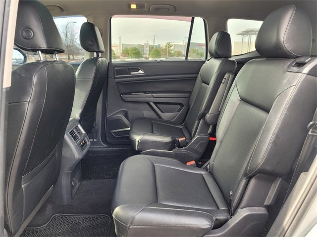 2019 Volkswagen Atlas 2.0T SE w/Technology w/Technology