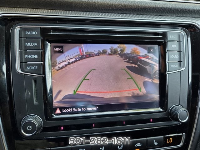 2017 Volkswagen Passat 1.8T R-Line