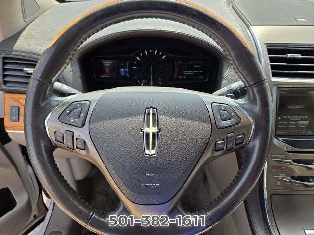 2014 Lincoln MKX Base