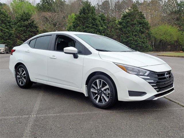 2025 Nissan Versa 1.6 SV