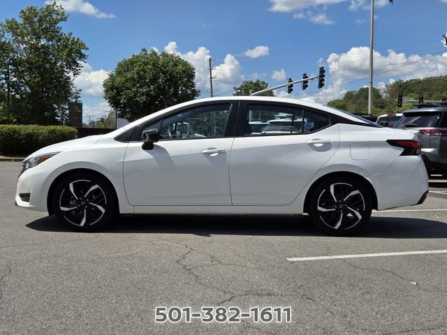 2024 Nissan Versa 1.6 SR