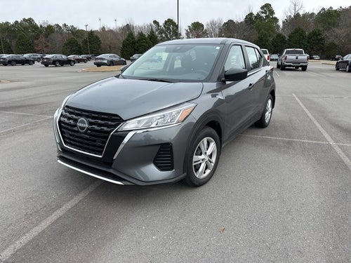 2025 Nissan Kicks Play S