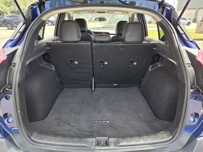 2019 Nissan Kicks SR