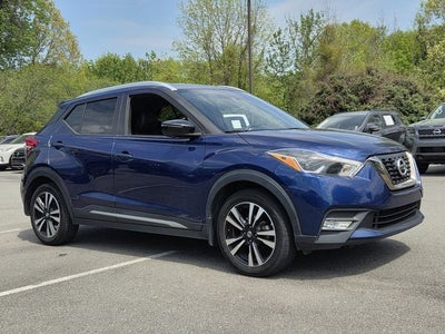 2019 Nissan Kicks SR