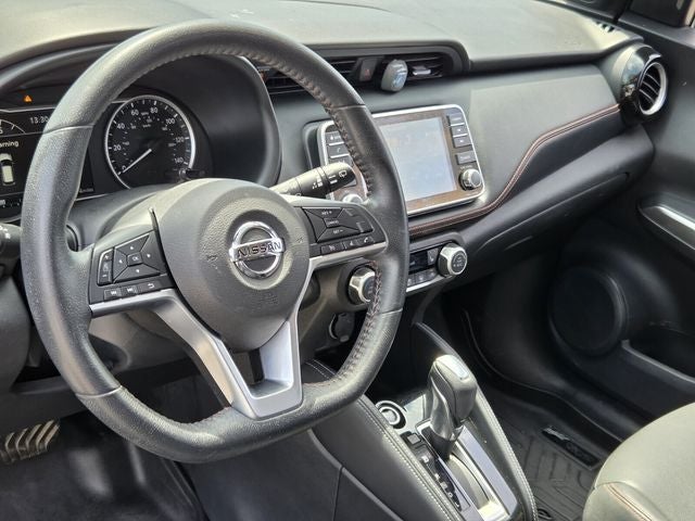 2019 Nissan Kicks SR
