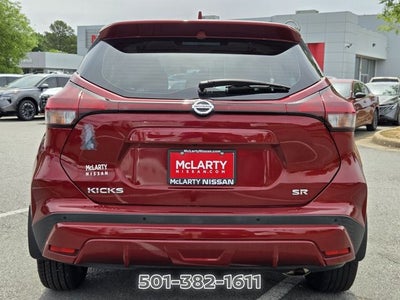 2021 Nissan Kicks SR