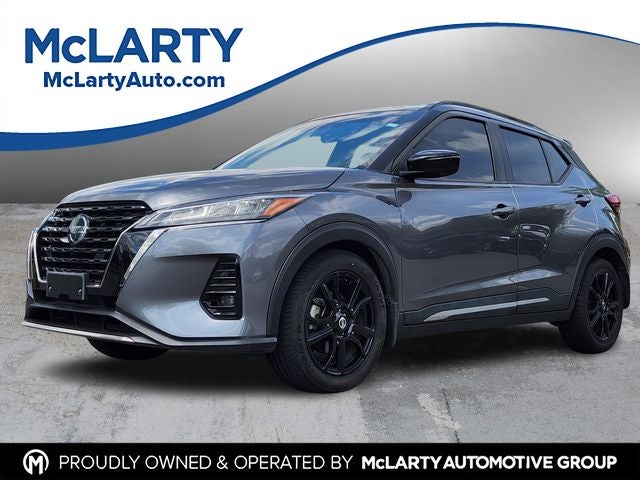 2021 Nissan Kicks SR