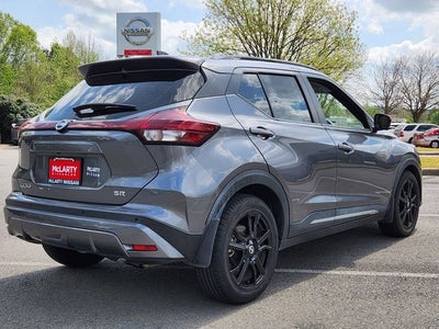 2021 Nissan Kicks SR