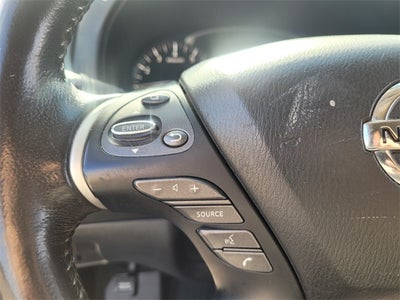 2019 Nissan Pathfinder SV