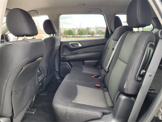 2019 Nissan Pathfinder SV