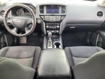 2019 Nissan Pathfinder SV