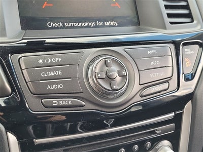 2019 Nissan Pathfinder SV