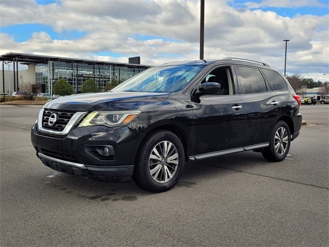 2019 Nissan Pathfinder SV