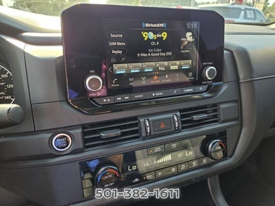 2023 Nissan Pathfinder S