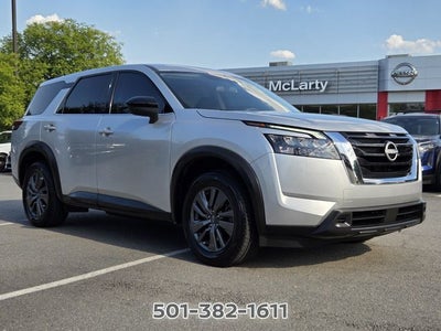2023 Nissan Pathfinder S