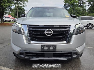 2024 Nissan Pathfinder S