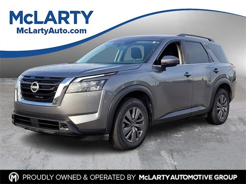 2025 Nissan Pathfinder SV