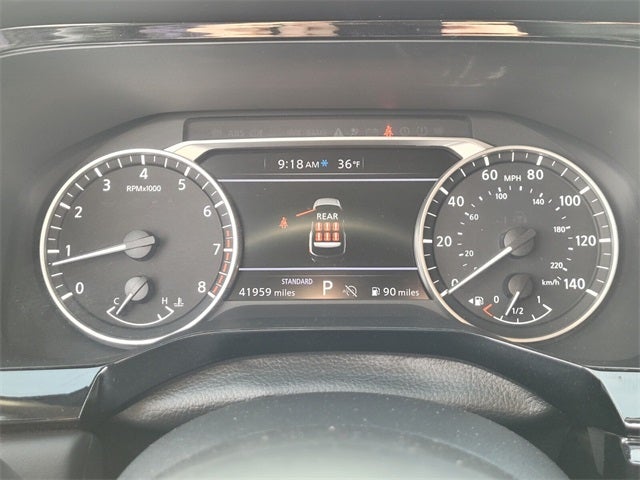 2025 Nissan Pathfinder SV