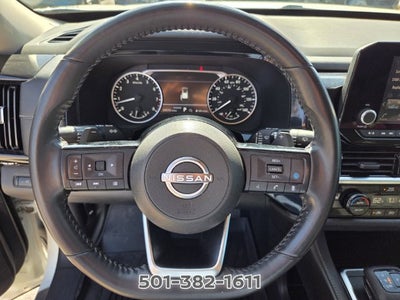 2022 Nissan Pathfinder SV