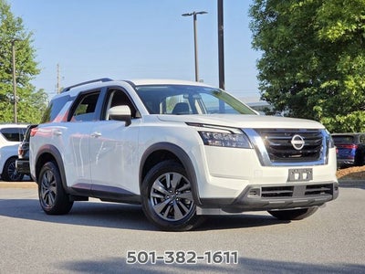 2025 Nissan Pathfinder SV
