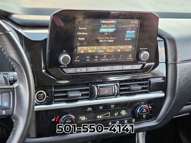 2024 Nissan Pathfinder SV