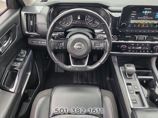 2022 Nissan Pathfinder SL