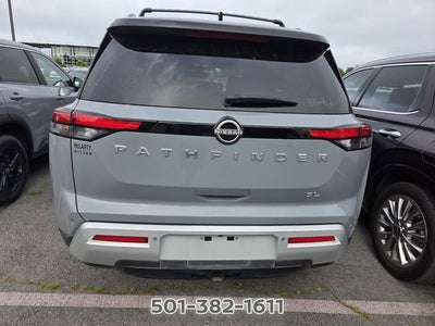 2022 Nissan Pathfinder SL