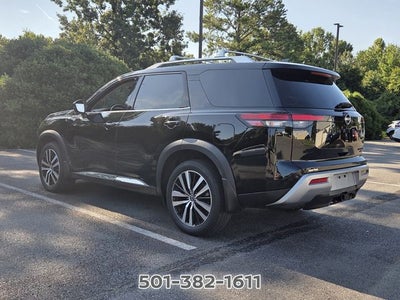 2023 Nissan Pathfinder Platinum