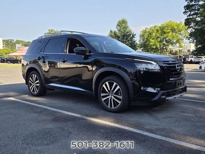 2023 Nissan Pathfinder Platinum