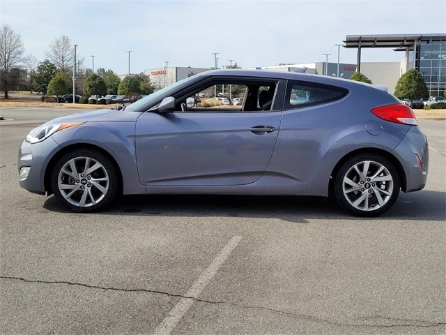 2017 Hyundai Veloster Base