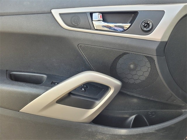 2017 Hyundai Veloster Base