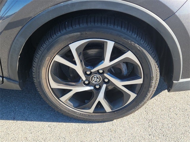 2018 Toyota C-HR XLE