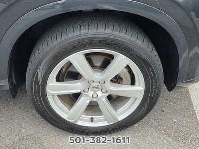 2022 Volvo XC90 T5 Momentum
