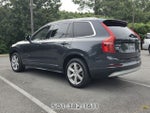 2022 Volvo XC90 T5 Momentum